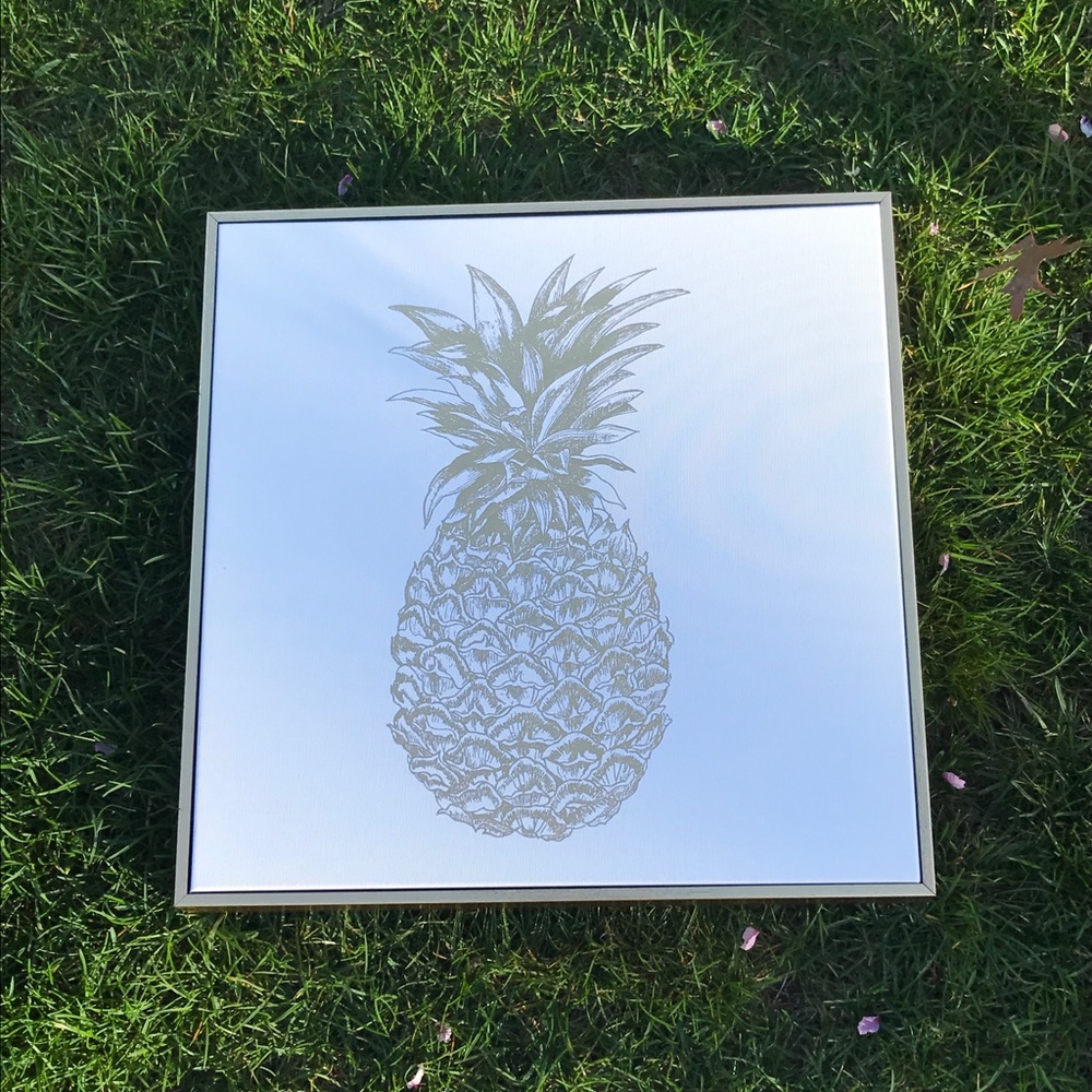 Gold pineapple picture!